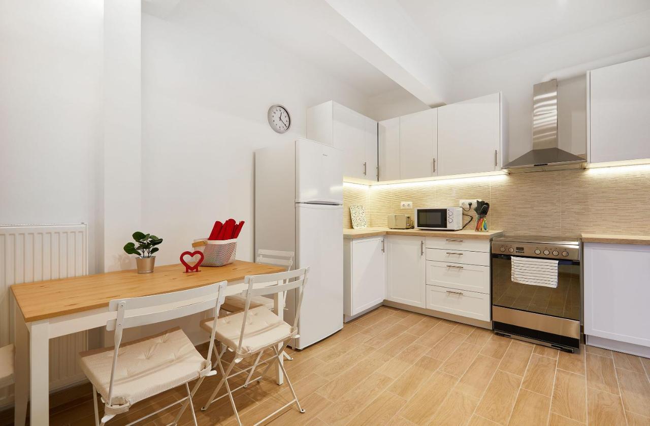 Chloe Boutique Apartments Nikis Athén Kültér fotó